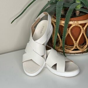 Dr. Scholl’s TIME OFF SEA White Platform Sandals 7.5 | Comfort Criss Cross Strap